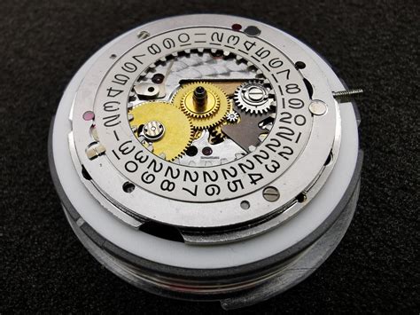 rolex 1570 vs 3035 movement|rolex 3035 movement for sale.